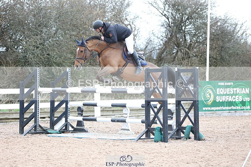 240223A-133246-01566 - Cls 5 Newcomers and 1.10m Open