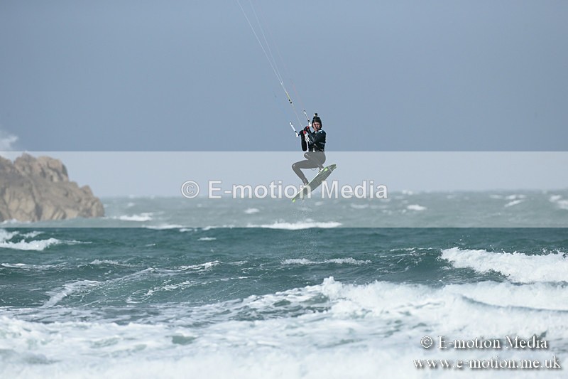 KS 020413-221 - Kite Surfing
