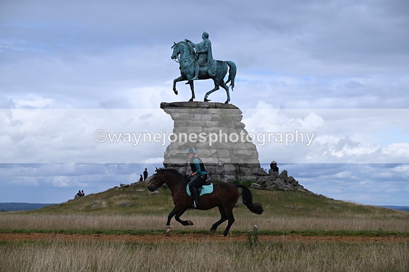 DSC_9055 - Time at Statue 14:33 to 15:10