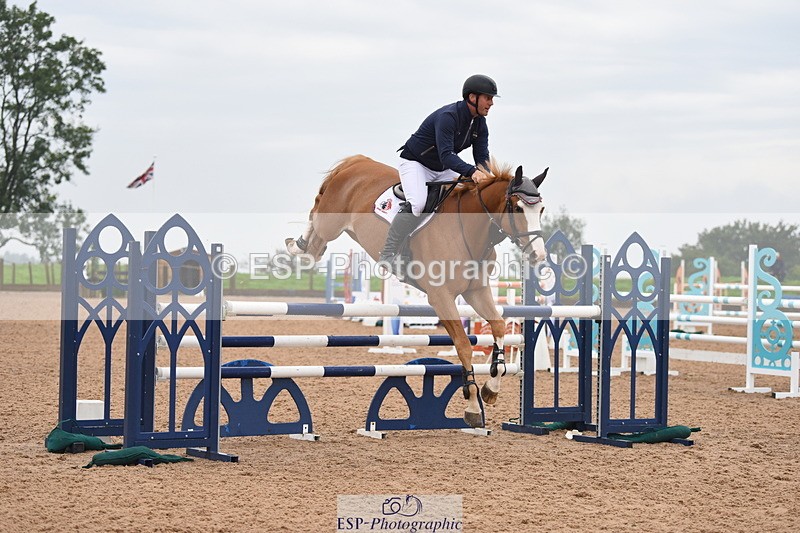 230916A-110152-03974 - Cls 14 Snr Foxhunter