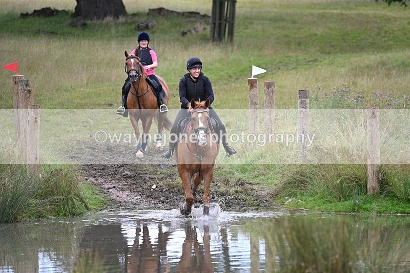 WJ7_3121 - Time at Water 12:15 to 12:50