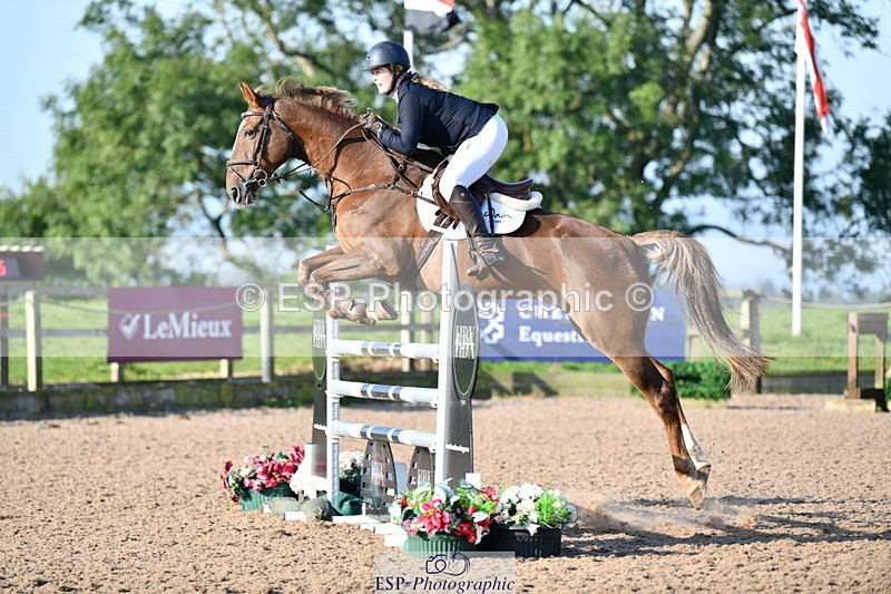 240915A-090702-08673 - Cls 25 Snr 1.20m Open