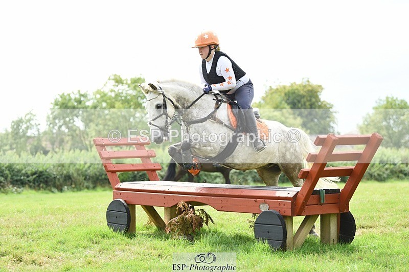 230817-140012-02109 - Kay's 1st Group - XC