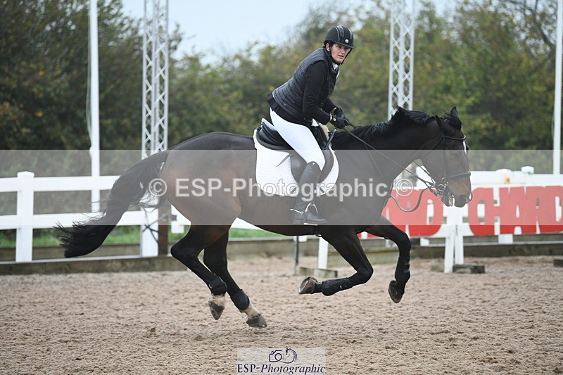 241103A-113047-07815 - SUN Cls 21 Snr Newcomers and 1.10m Open