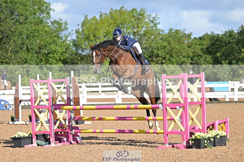 240912A-094314-00751 - Cls 8 Snr British Novice and 90cm Open