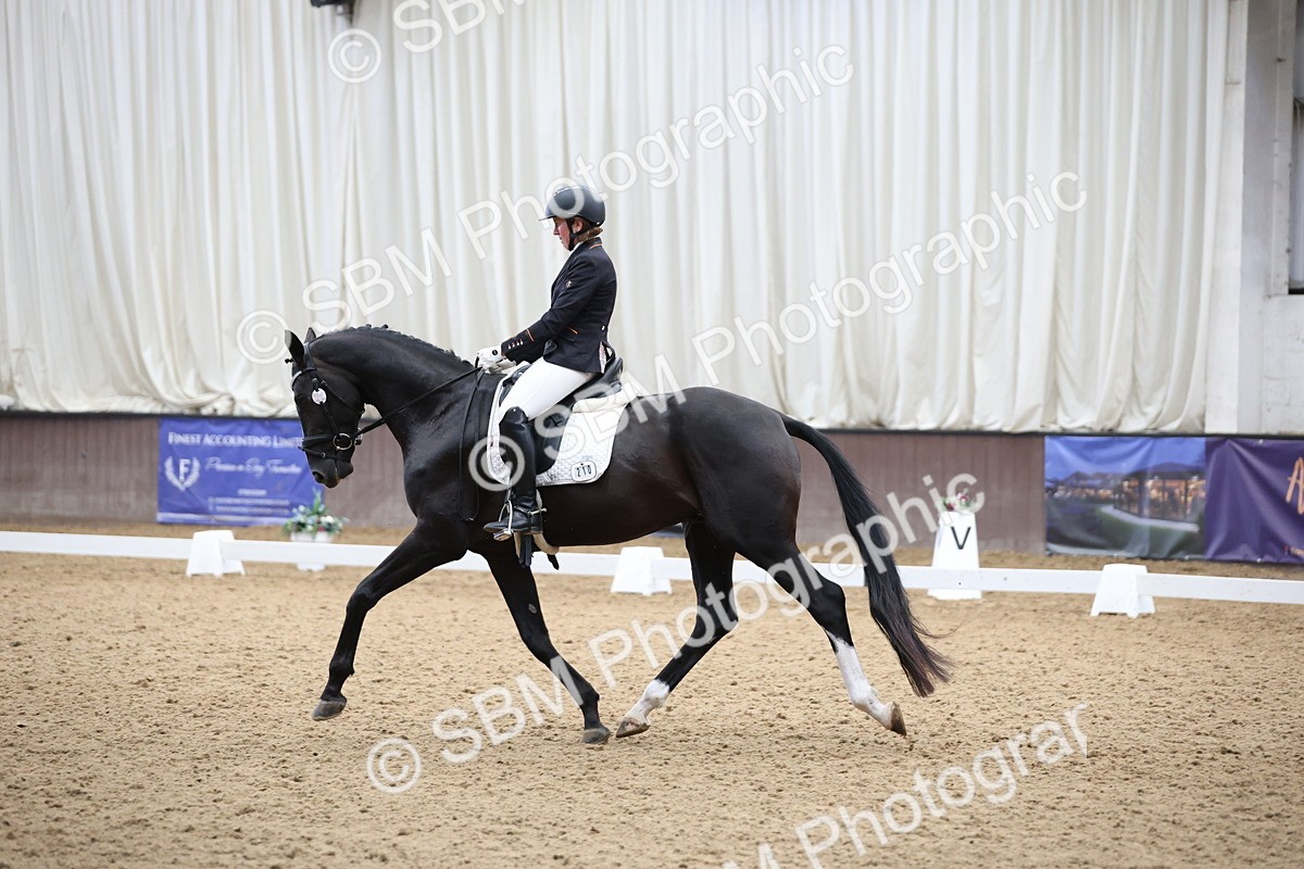 SBM_003511 - Class 5 - Novice 6 Gold - 13.05-14.00