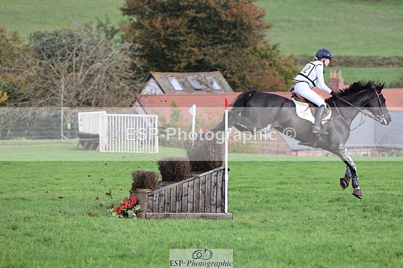 241025-130022-08206 - 132-Mollie.Summerland-MOJO