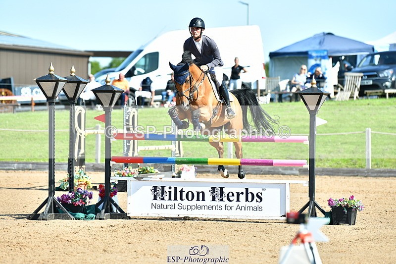 230720A-094702-01811 - Cls 1, 2 Star Small 1.30m