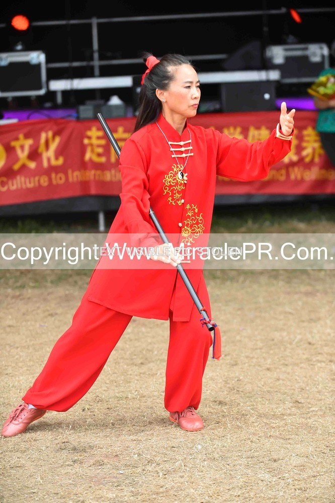SH4_1579 - Tai Chi with Lisa Kay.