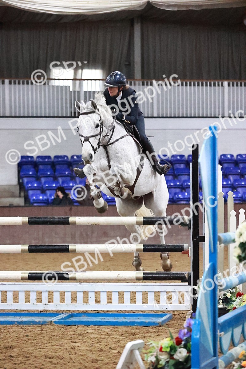 SBM_001704 - Class 5 - Senior Foxhunter 1.20m