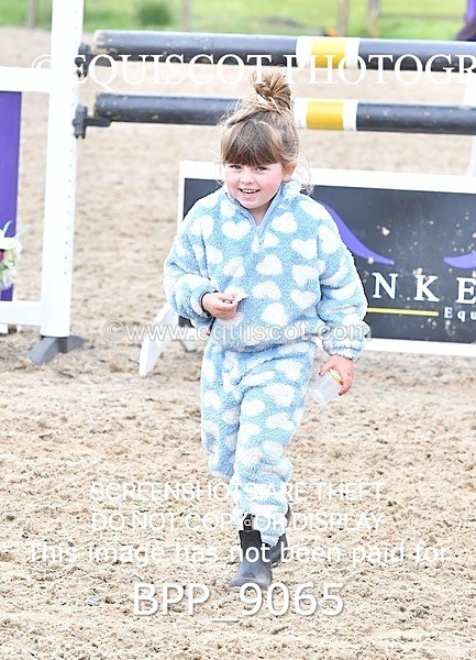 BPP_9065 - CLASS 27 SUN Speed Jumping