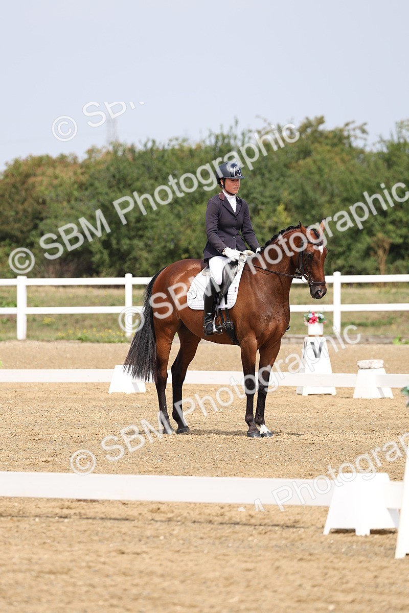 SBM_006144 - Class 6 - novice 6 - 11.50-12.46