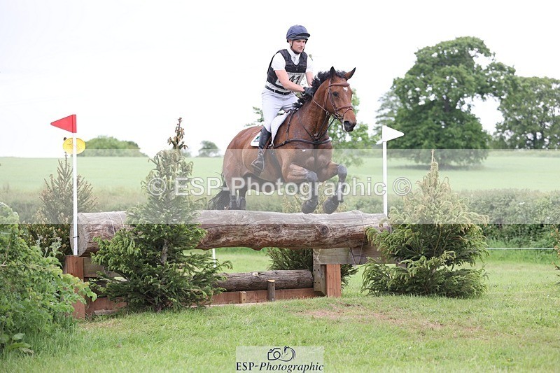 240525-162104-17187 - 241-CLASS_ROMANCE-Jack_Pinkney