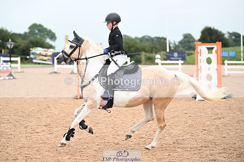 240907A-123100-01652 - Cls 3 Pony Medium Team 80cm & 90cm