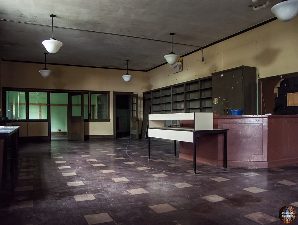 Mahanoy Area Middle School photo Abandoned America