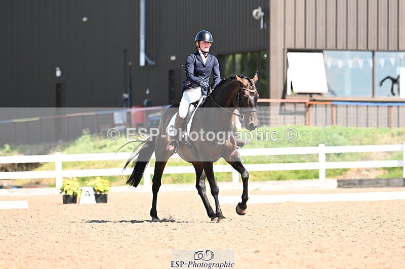 240816A-114321-04092 - 249-Georgina.Young-Minuet1v