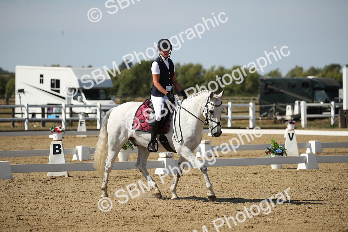 SBM_004248 - Class 11 - Novice 5 - 10.24-11.20