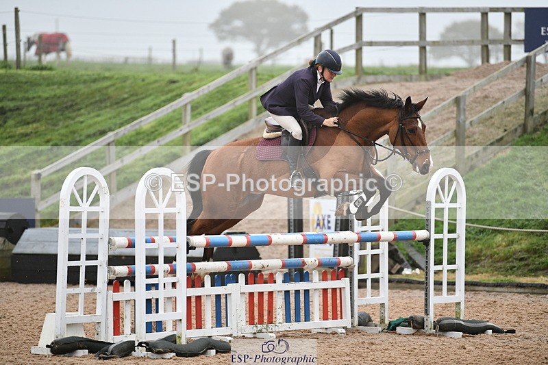 241102A-144251-05884 - SAT Cls 11 Snr 1.05m