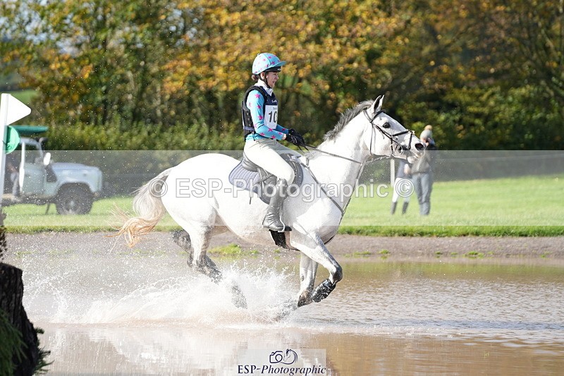 251024A-120514-08612 - B-109-Zoe.Davies