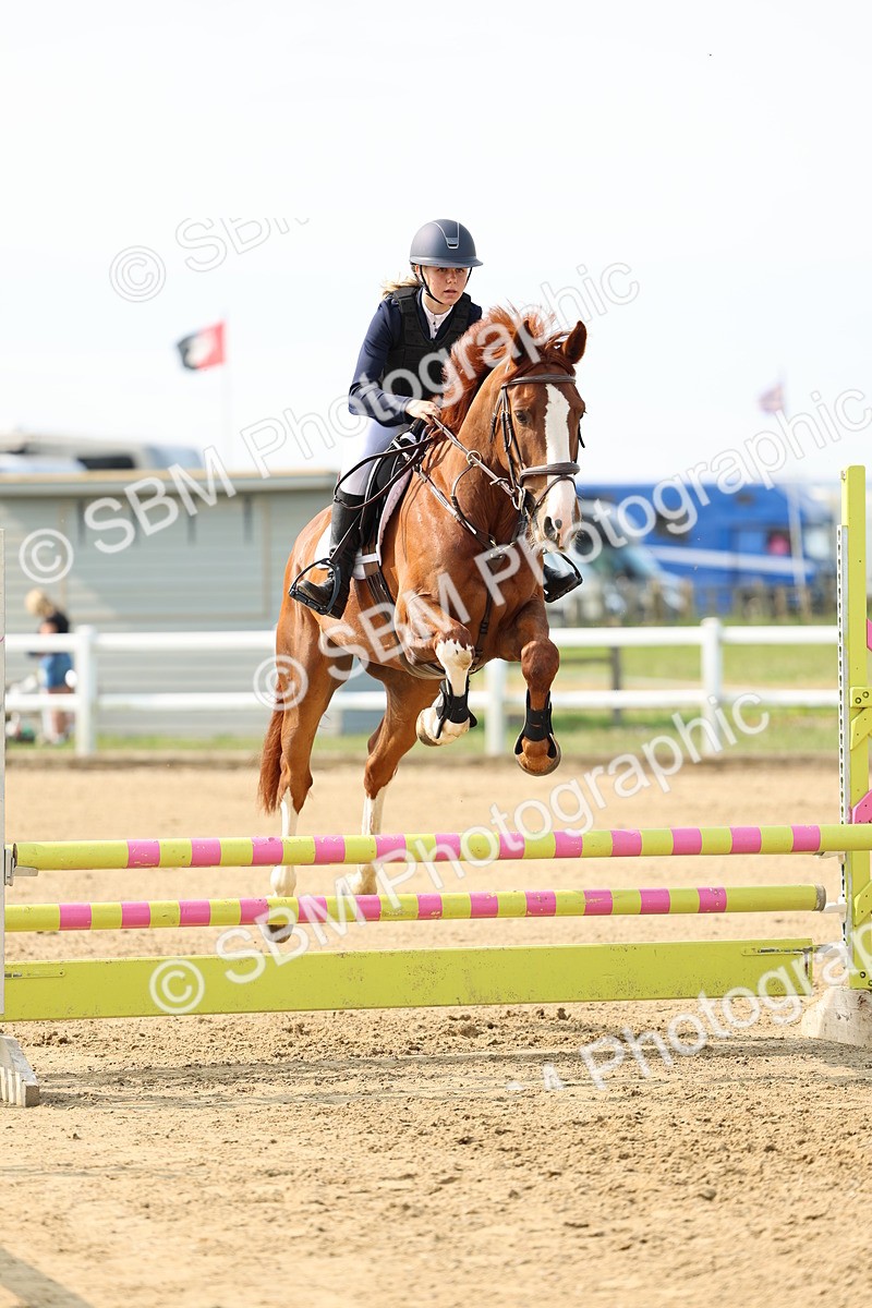 SBM_003909 - Class 15 - Clear Round