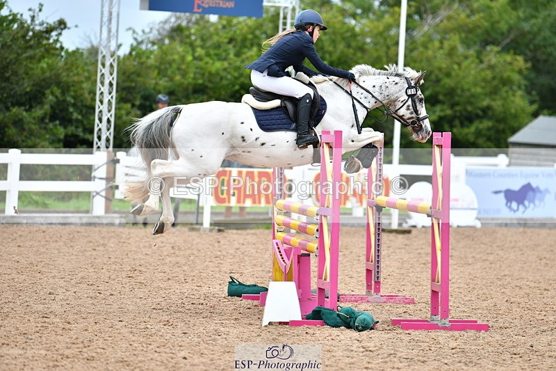 230819A-120836-00460 - Cls 25 Pony Newcomers & 1m Open