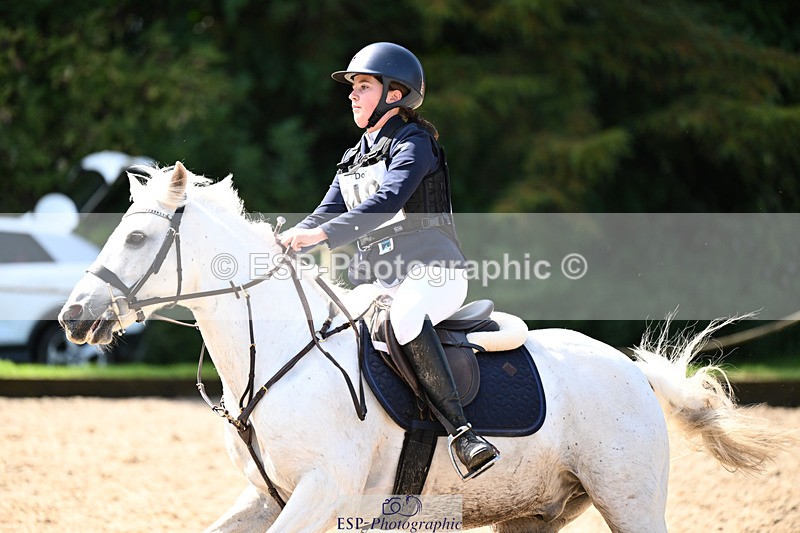 240824X-113539-25300 - 70cm Round 2 10.30 to 12.10