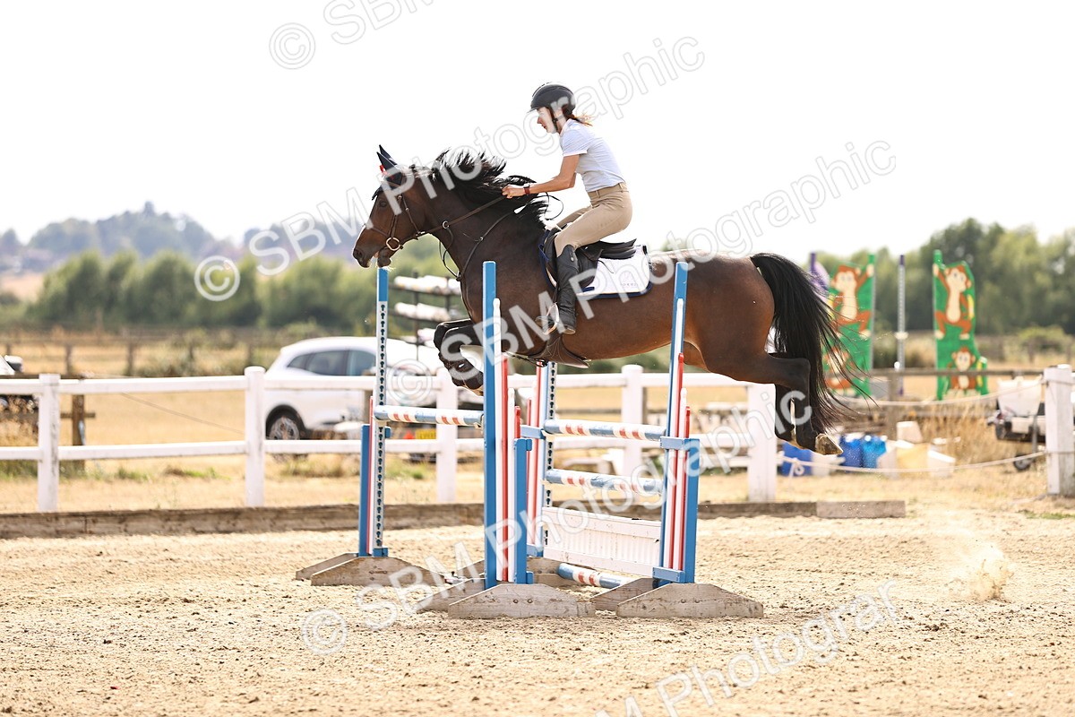 SBM_001599 - Class 6 - Senior Newcomers 1.10m