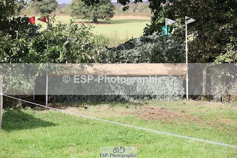 231020-120600-08701 - 040-DODINGTON-Sophie.Wildern-XC