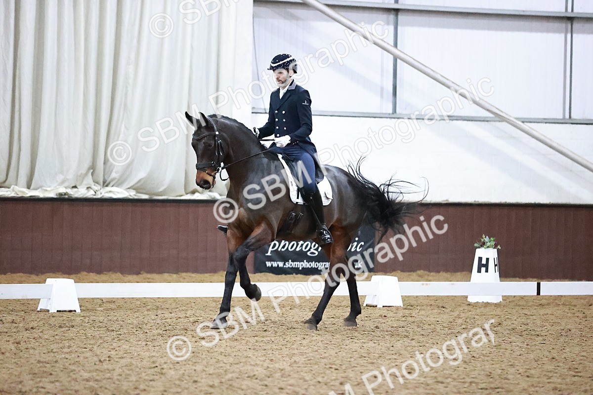 SBM_005339 - Class 18 - FEI PSG