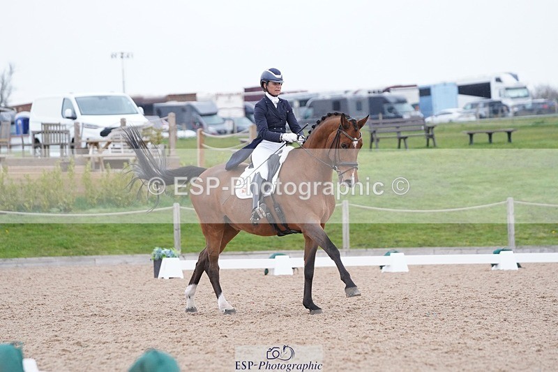 250403-164450-03418 - 005-Sara-Jane.Lanning-Choice