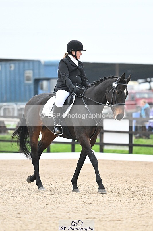 241103-100522-00263 - Intro 3 - 9.40 to 10.40