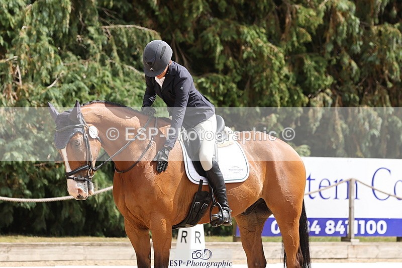 250809A-143031-04027 - 023-Abbie.BurbidgeFeeling.Fantastic