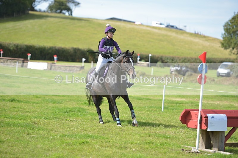 RAY_8313 - Class 1: Trebudannon Open: Red Table