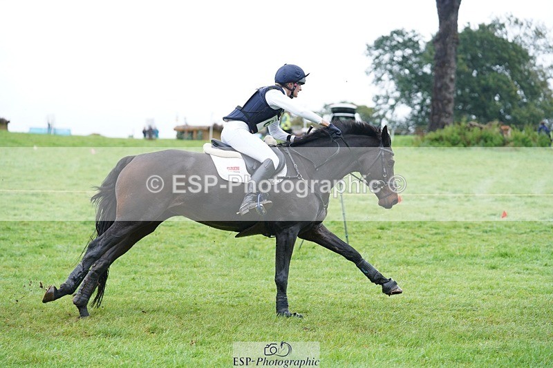 231021-115044-15636 - 645-COOLEY.CORPELLO-Francesca.Swallow-SC+XC