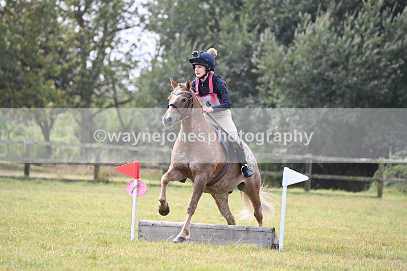WJ6_0062 - 40cm XC Time 10:05 to 10:36