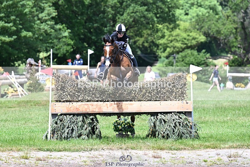 260530A-121956-14128 - C-374-Hannah.Nicolson