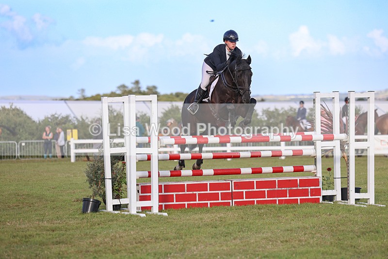 3E7A4774 - Class C1: Showjumping Senior Newcomers/1.10m open