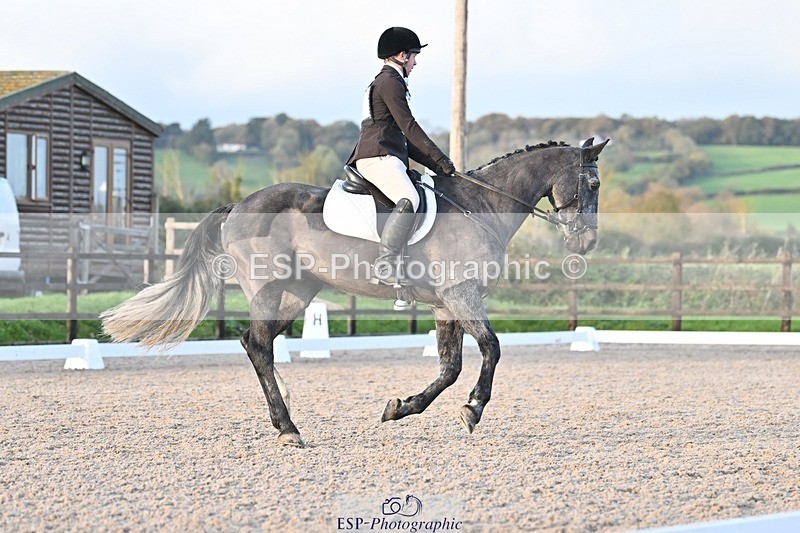 231105-155539-03978 - Cls 4 Novice 24 15.24 to 16.35 break