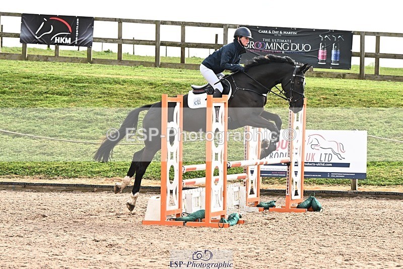 250416-093603-00055 - Cls 1 British Novice and 90cm