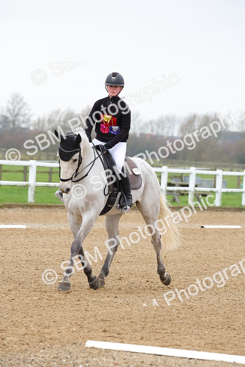 SBM_001233 - Class 8-11 - Novice 2 - Elementary 2