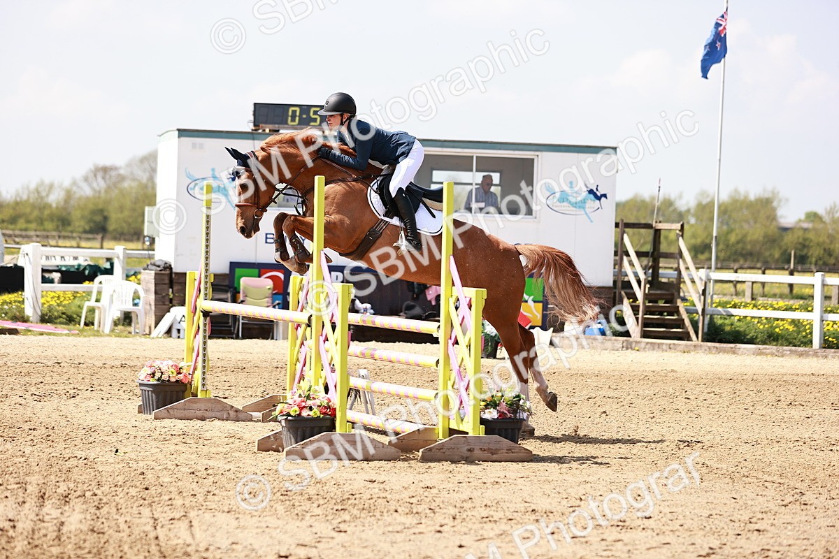  - Class 23 - Senior 1.05m