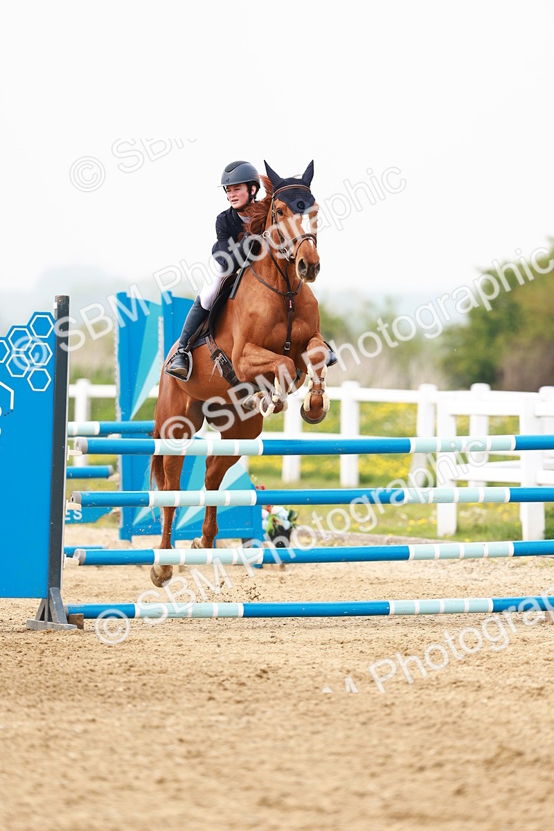  - Class 18 - Senior Newcomers - 1.10m