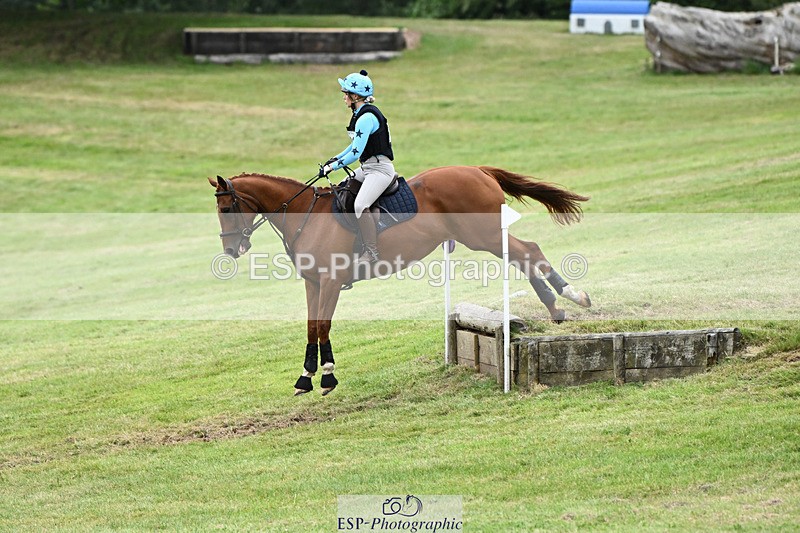 240825X-175428-38074 - 80cm XC 17.30 to End