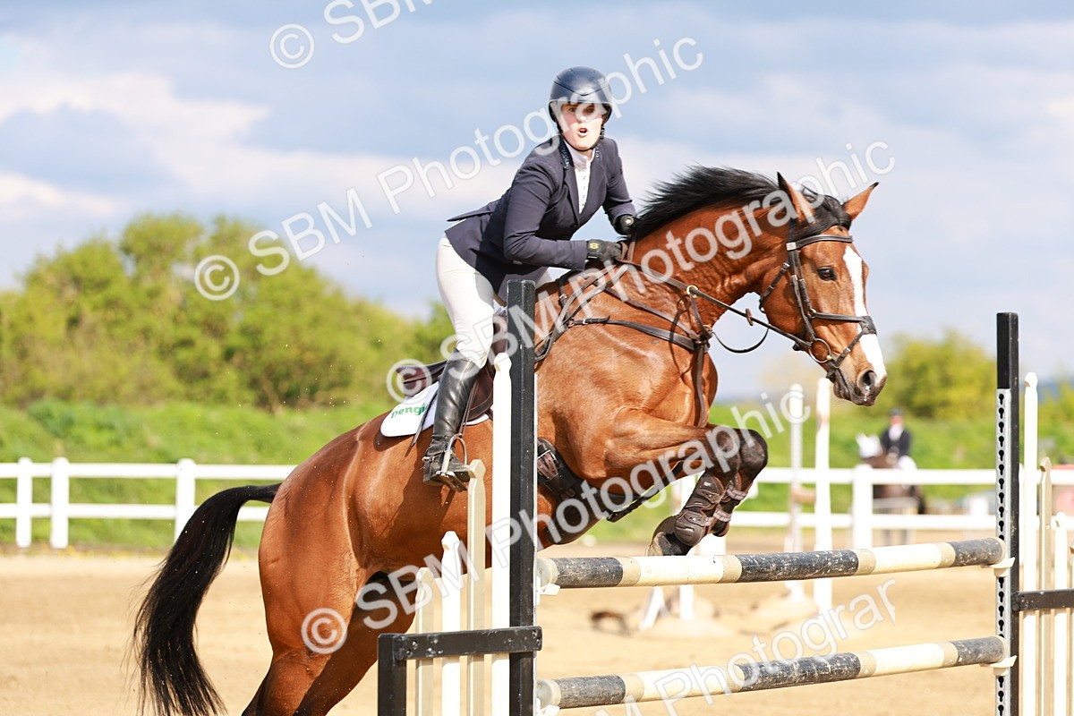 SBM_002545 - Class 5 - Senior Foxhunter - 1.20m