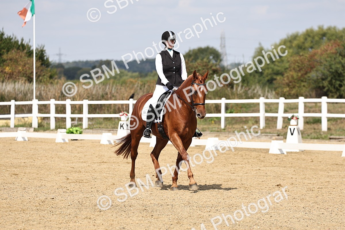 SBM_018366 - Class 16 - Novice 5 - 11.12-12.01