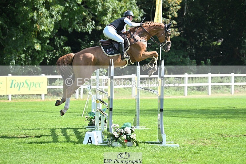 230909-115257-05321 - Cls 11 Snr Foxhunter & 1.20m Open