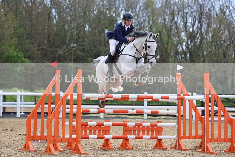 3E7A2472 - Class 9: Senior 1.30m open