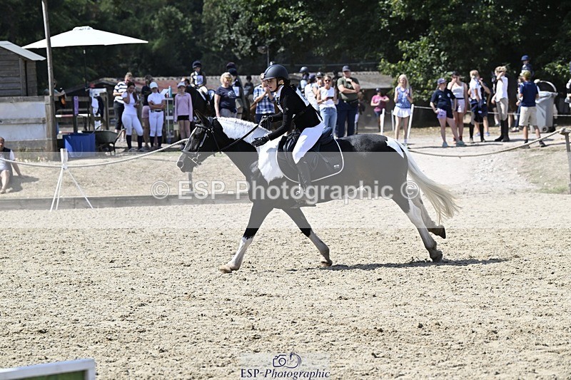 250823A-130943-30337 - PC70 Jump Off