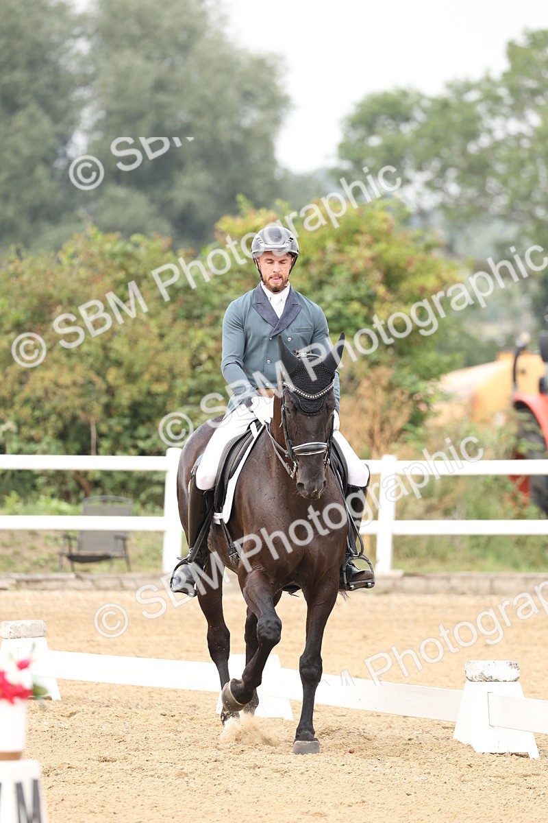 SBM_008359 - Class 10 - FEI INT I - 16.10-16.50