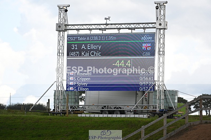 230721A-112900-05662 - Cls 6, 2 Star Medium 1.35m